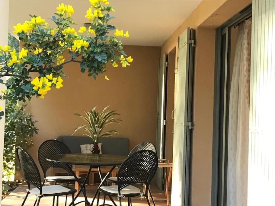 Apartmán La Calade LʼIsle-sur-la-Sorgue Exteriér fotografie